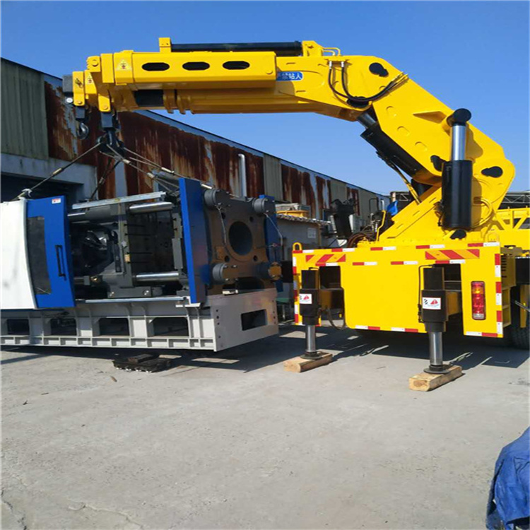 碧江 大吨位折臂吊出租费用解析：一小时租赁多少钱