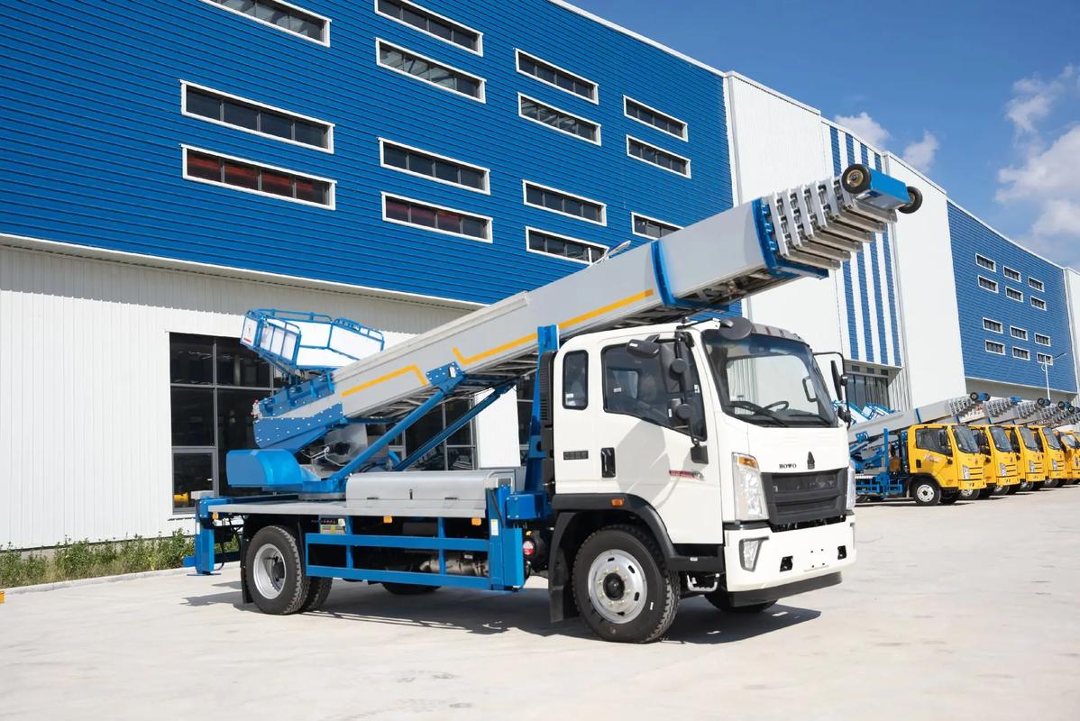 碧江出租云梯车高空作业车 建筑垃圾搬运